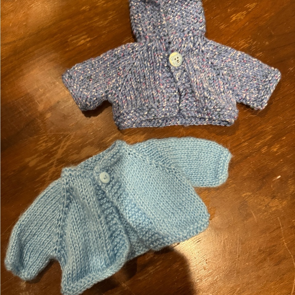 Hand-Knit doll Sweater Set in Blue
